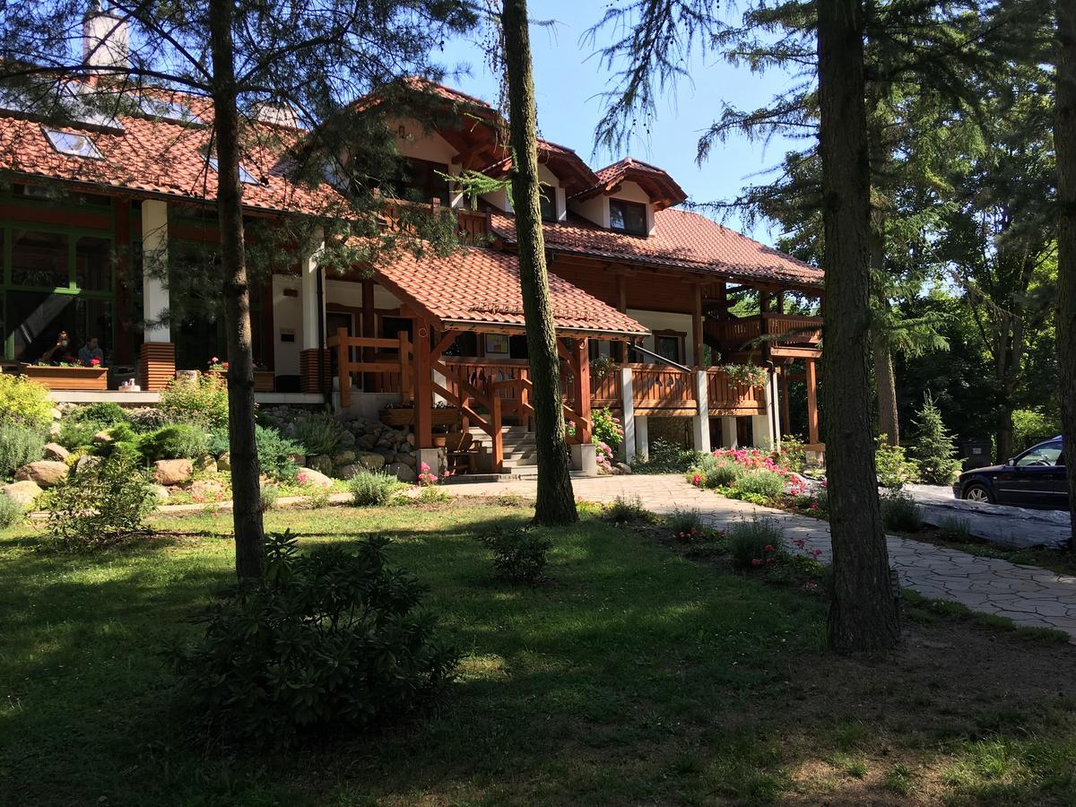 Stajnia Sarnowek Nad Jeziorem Rozany Rozajny Wielkie Экстерьер фото